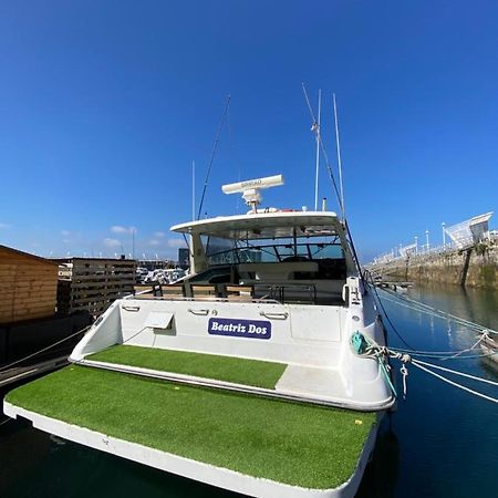 Yate En Gijon , Experiencia Unica B Hotel Exterior photo