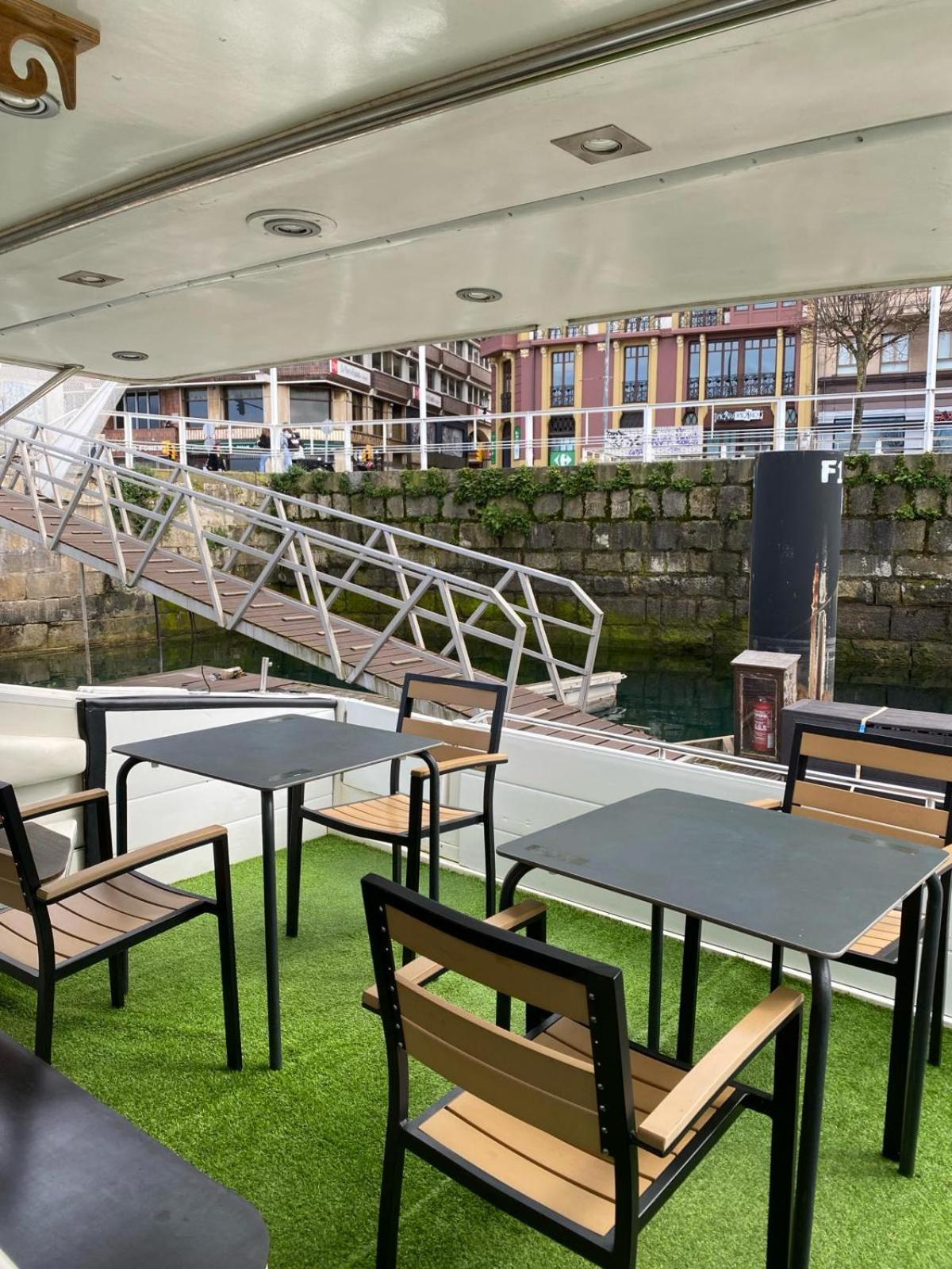 Yate En Gijon , Experiencia Unica B Hotel Exterior photo
